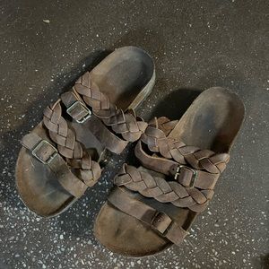 Woman’s white mnt leather sandals